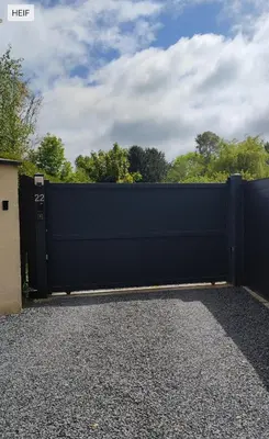 Plan de l'établissement Logement cosy parking privé situé au cœur du village
