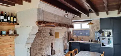 Cuisine ou kitchenette dans l'établissement Porte 5