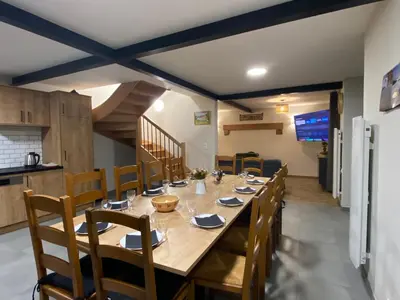 Cuisine ou kitchenette dans l'établissement La Venais, maison de campagne