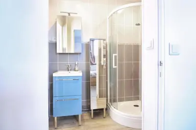 Salle de bains dans l'établissement En bord de mer - Appt à moins d'un km de la plage
