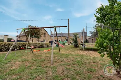 Aire de jeux pour enfants de l'établissement Tombelaine