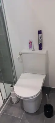 Salle de bains dans l'établissement La maisonnette cherbourgeoise