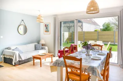 Coin salon dans l'établissement Le Chemin de la Mer - A 300 m de la plage