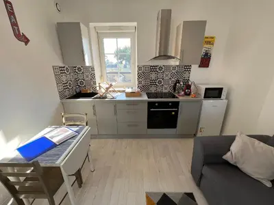 Cuisine ou kitchenette dans l'établissement Beau Studio avec vue sur Mer et parking gratuit