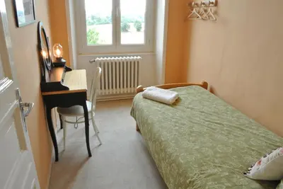 Un ou plusieurs lits dans un hébergement de l'établissement Nor14 - Vire - Maison Bear