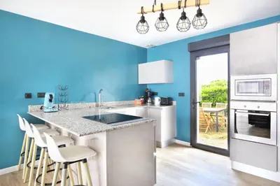 Cuisine ou kitchenette dans l'établissement Gîte Anna - Maison à proximité de la mer