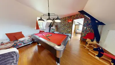 Coin salon dans l'établissement La Clef Decamp Hambye'ance Nature 28pers spa finlandais billard