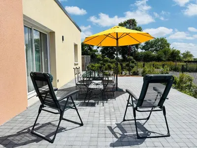 Terrasse ou espace extérieur de l'établissement La Maison des Copains au coeur du DDAY