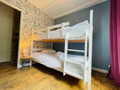 Un ou plusieurs lits dans un hébergement de l'établissement L'Alma 8 : Le Calme au Coeur de Cherbourg