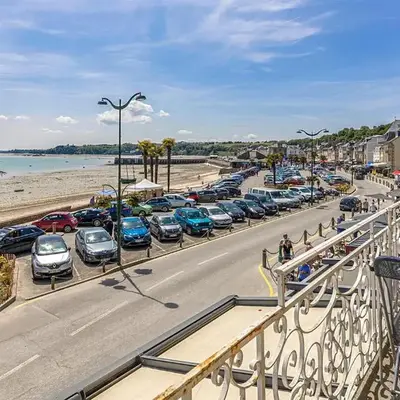 Beautiful Apartment In Cancale