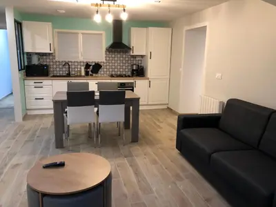 Cuisine ou kitchenette dans l'établissement Appartement proximité Saint lo