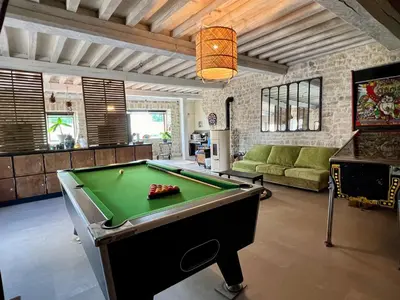 Billard dans l'établissement La Cidrerie d Antan