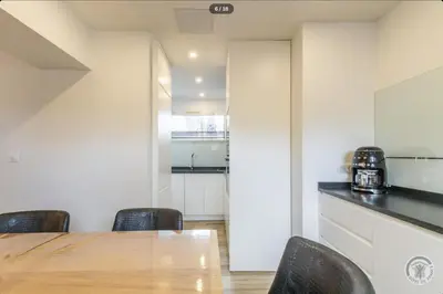 Cuisine ou kitchenette dans l'établissement Mont Gîte Des Herbus Salicorne 6personnes entre Granville et Mont Saint Michel