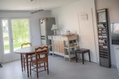 Cuisine ou kitchenette dans l'établissement Mary and Frank guest house
