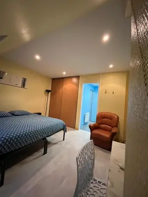 Un ou plusieurs lits dans un hébergement de l'établissement les moulins - chambre 1