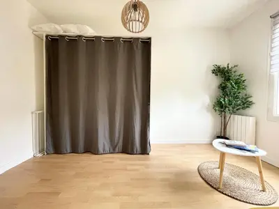 Plan de l'établissement Les chats pitres Maison au calme rénovée avec jardin, terrasse aménagée, transats, abri à vélo, parking gratuit, 5 mn à pied du centre Bayeux proche des plages du débarquement