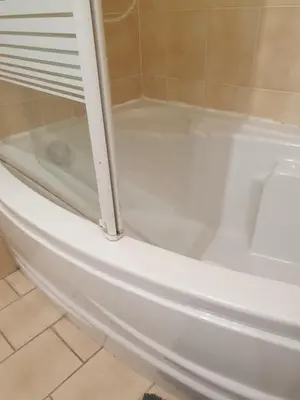 Salle de bains dans l'établissement La Fontaine Amie
