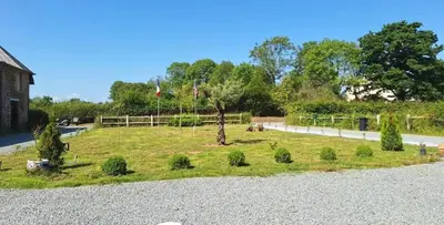 Jardin de l'établissement Auxais memory 44'