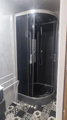 Salle de bains dans l'établissement Auxais memory 44'