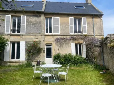 Jardin de l'établissement Maison de campagne à la mer