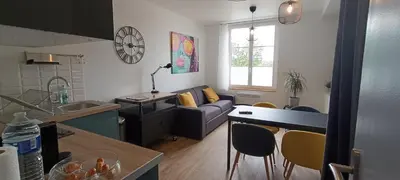 Cuisine ou kitchenette dans l'établissement Actarus-SILS - T1 28 M2