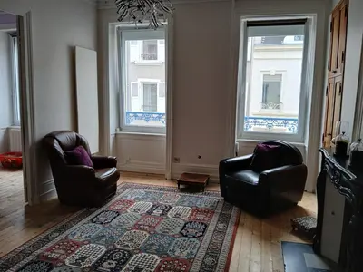 Coin salon dans l'établissement Le NID D'ORIENT