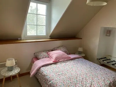Un ou plusieurs lits dans un hébergement de l'établissement Chambre de Jeanne - Le Refuge des Parachutistes - en bordure du marais
