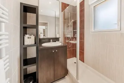 Salle de bains dans l'établissement Le Voilier - Maison 4 chambres - Jardin et Parking