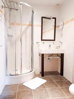 Salle de bains dans l'établissement Le Haras des Charmilles