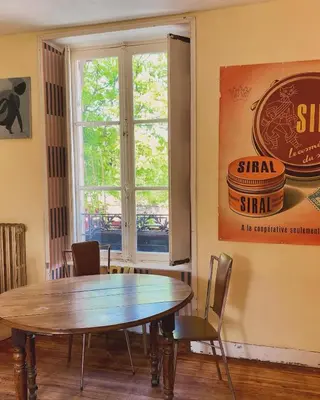 Coin salon dans l'établissement Manoir des Étangs