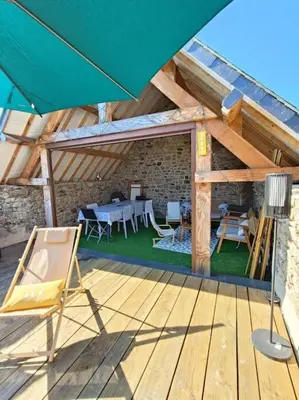 Terrasse ou espace extérieur de l'établissement La Passerelle de la Baie