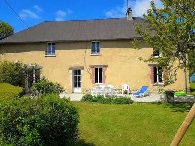 Jardin de l'établissement Holydays House, maison en Normandie, Manche,