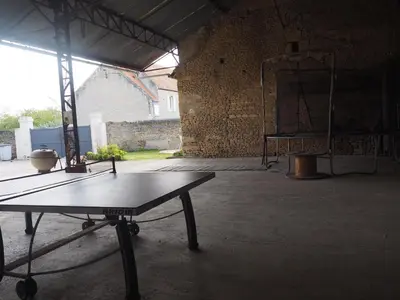 Tennis de table au sein de l'établissement Gite de la petite maison ou à proximité