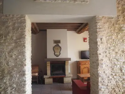 Télévision ou salle de divertissement dans l'établissement Gite de la petite maison