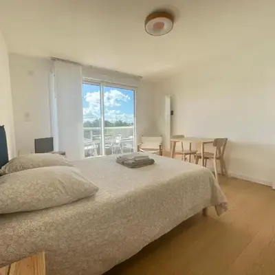 Studio - balcon - bord de mer