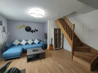 Coin salon dans l'établissement Maison familiale Cherbourg-ping pong-baby foot