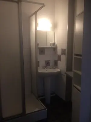 Salle de bains dans l'établissement Claids coutainville