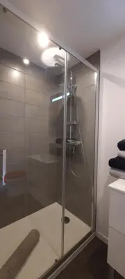 Salle de bains dans l'établissement Les gîtes de La Petite Taupe - Studio Jo