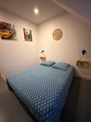 Un ou plusieurs lits dans un hébergement de l'établissement les moulins - chambre 2