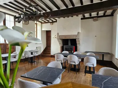 Coin salon dans l'établissement Le conquérant - chambres meublées - Barfleur