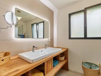 Salle de bains dans l'établissement Holiday Home Les sablons by Interhome