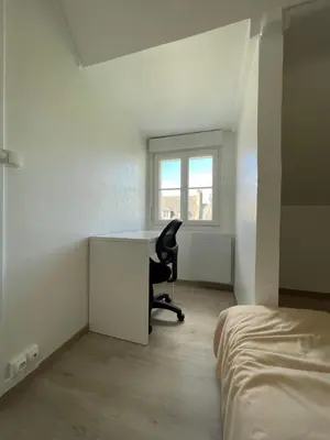 Plan de l'établissement Appartement rénové tout équipé, centre ville, proche de la gare et commerce