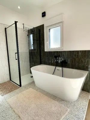Plan de l'établissement Studio moderne - BELLE AURA