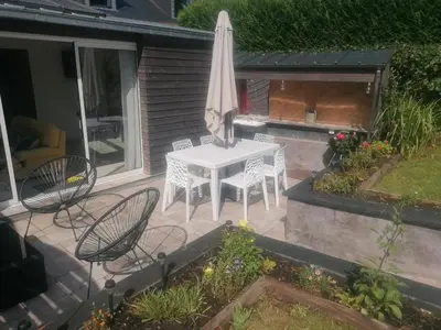 Jardin de l'établissement Maison champêtre à Gavray-sur-Sienne avec jardin clôturé
