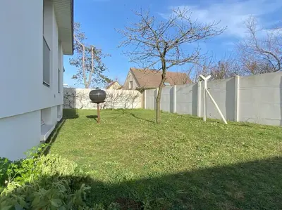 Jardin de l'établissement Maison familiale - Plage 300m