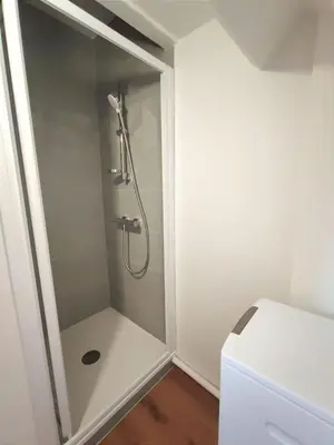 Salle de bains dans l'établissement Le Balnéo Duplex avec balcon - Riva Bella Plage