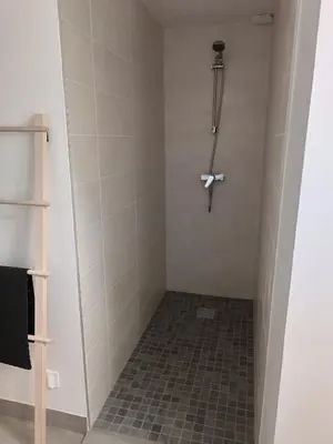 Salle de bains dans l'établissement la parenthèse