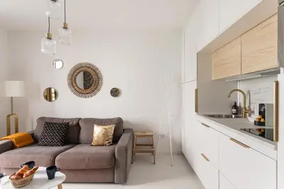 Cuisine ou kitchenette dans l'établissement Ty Peskaiden 1 - à Cancale vue mer