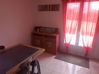 Plan de l'établissement Petite maison chaleureuse avec une vue imprenable