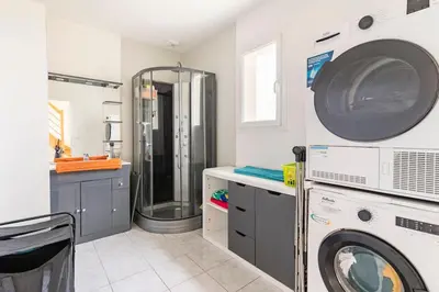 Plan de l'établissement Petite maison chaleureuse avec une vue imprenable